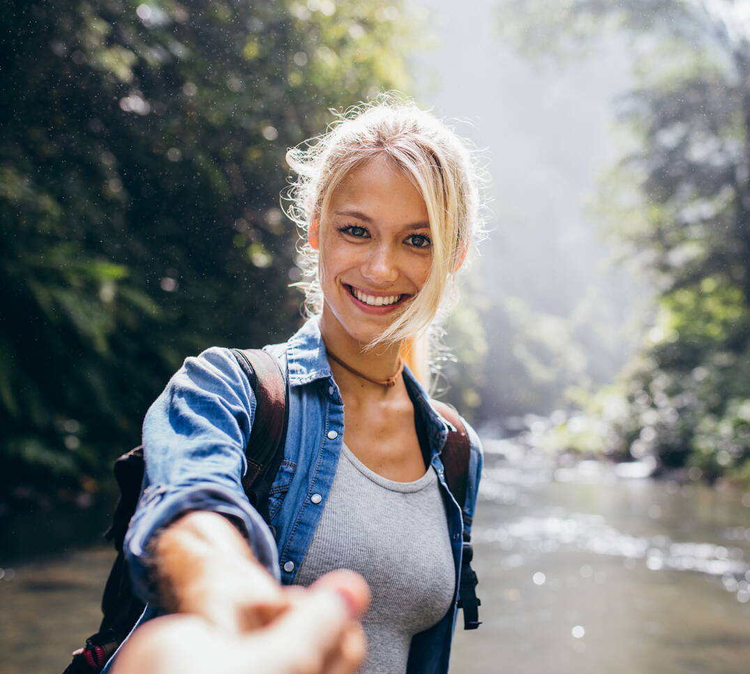 Freiräume schaffen – flexible Versicherungslösungen für Einzelpersonen, Paare und Familien.  Jetzt mehr erfahren.