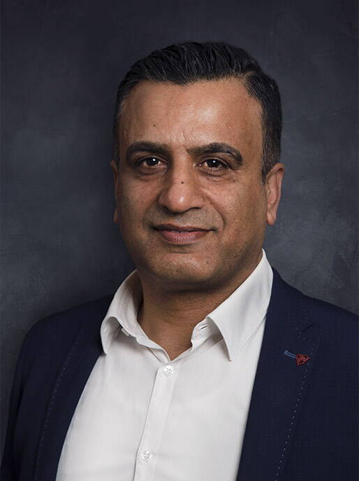 Shakeel Ahmed ist Versicherungsberater von Union Swiss Brokers Holding AG, registrierter Vermittler und in Bümpliz tätig.
